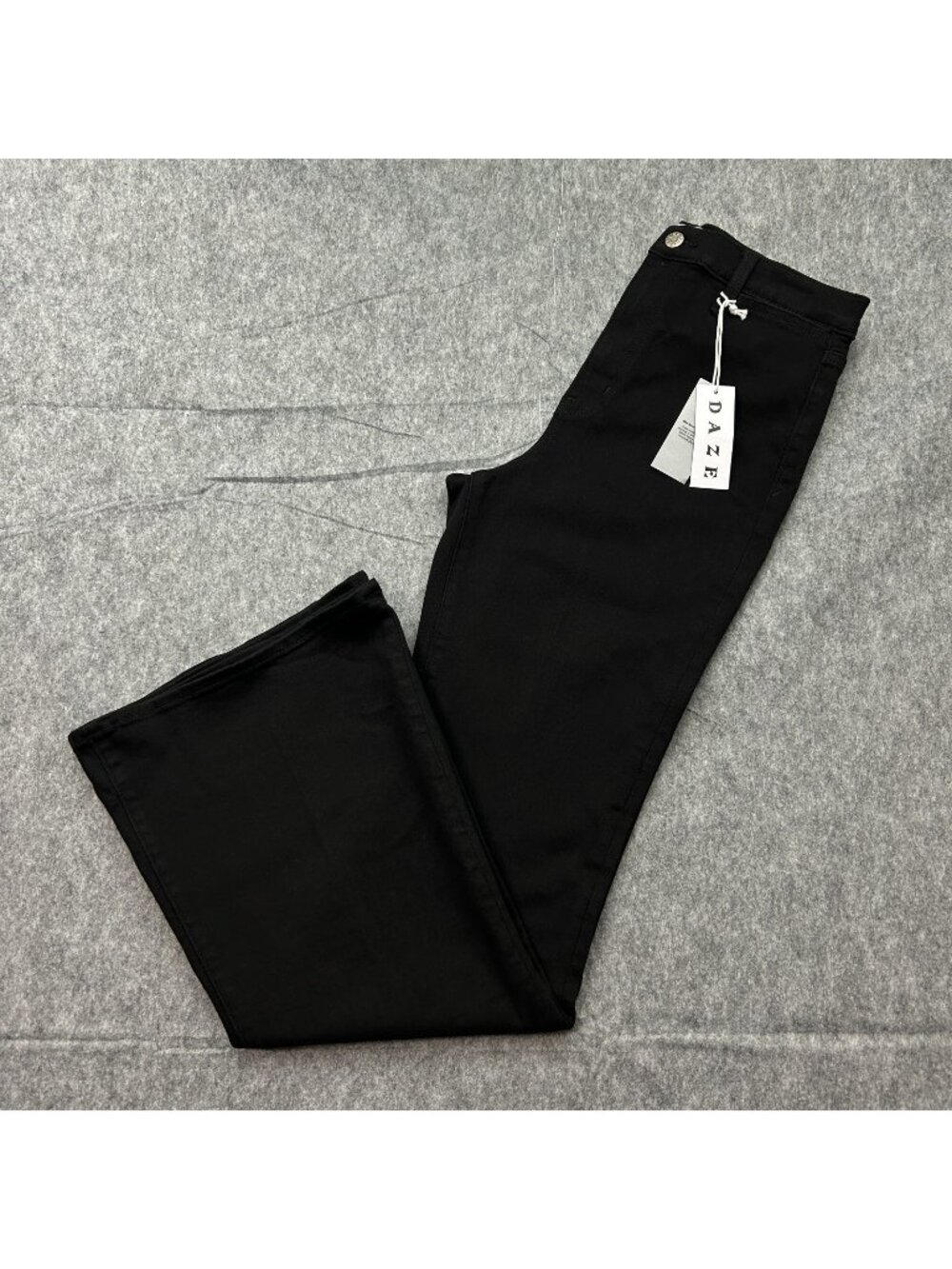 Daze High Rise Sunset Flare Jeans Women's Sz 29 After Party Black Hug Denim NWT